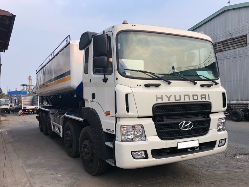 xe bồn chở cám Hyundai HD360