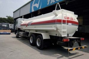 xe bồn chở xăng